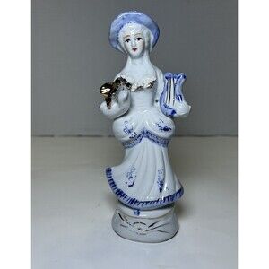 Vintage Victorian/Colonial Porcelain Women Figurine White/Blue